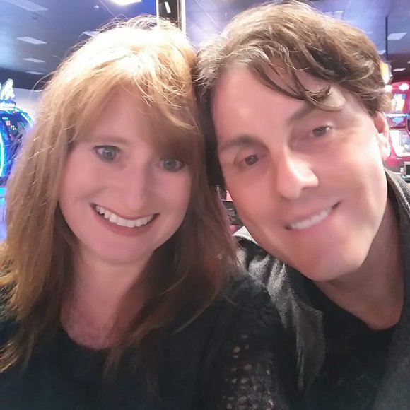 Meet your Posher, Laura - Picture 1 of 1